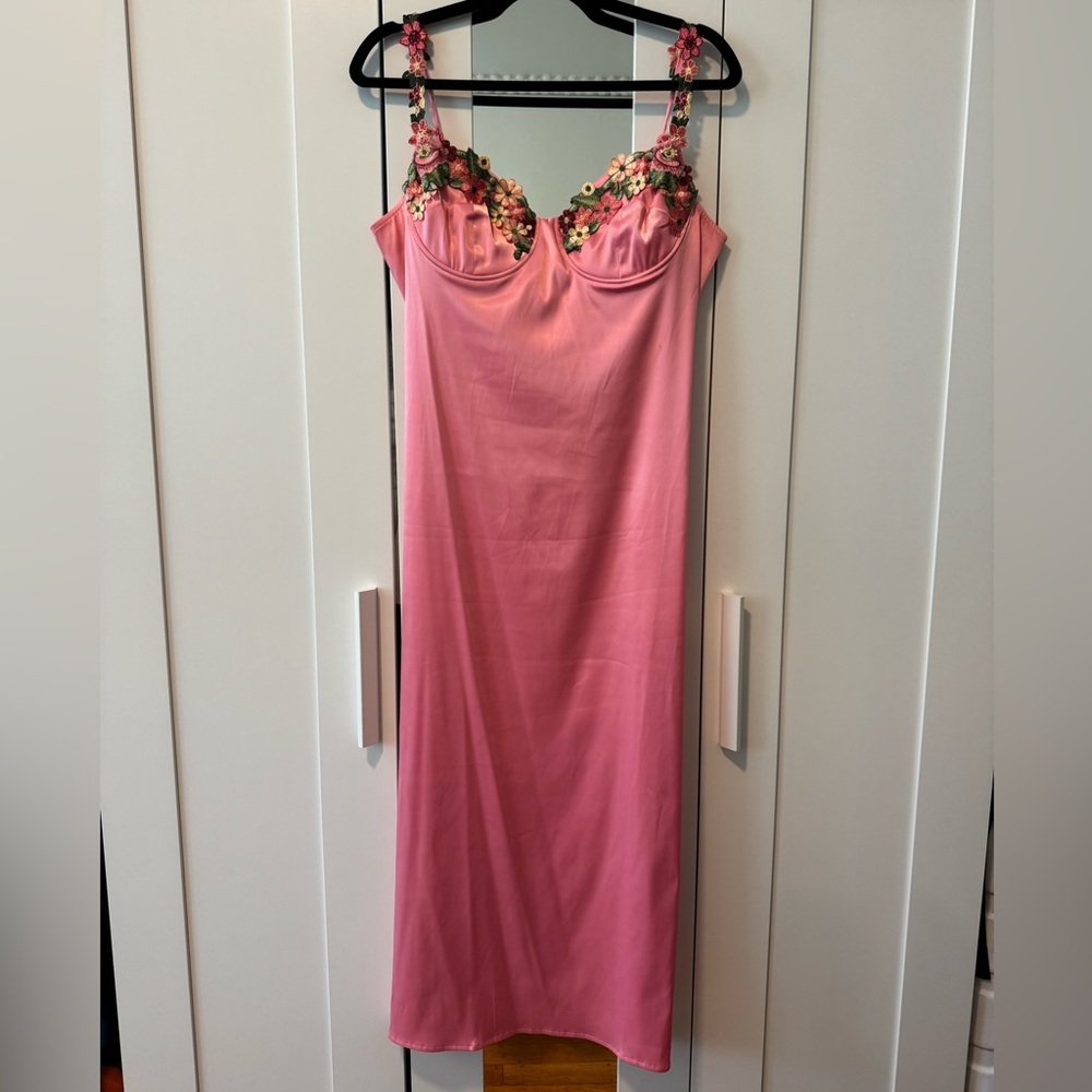 Vici Pink Floral Embellished Midi Dress